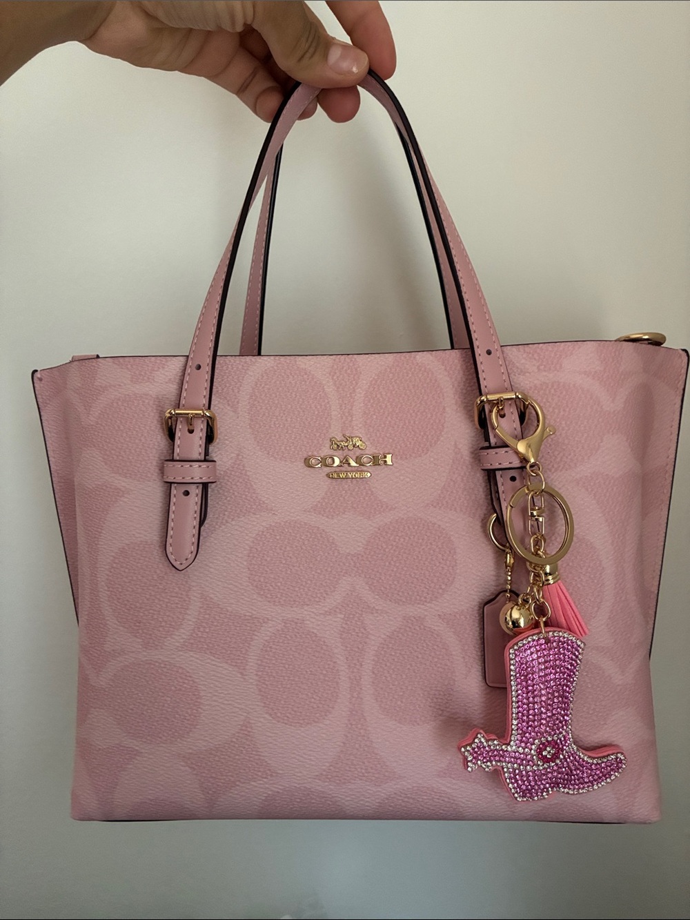 2/$20🎀 Pink Rhinestone Cowboy Boot Keychain with Tassel